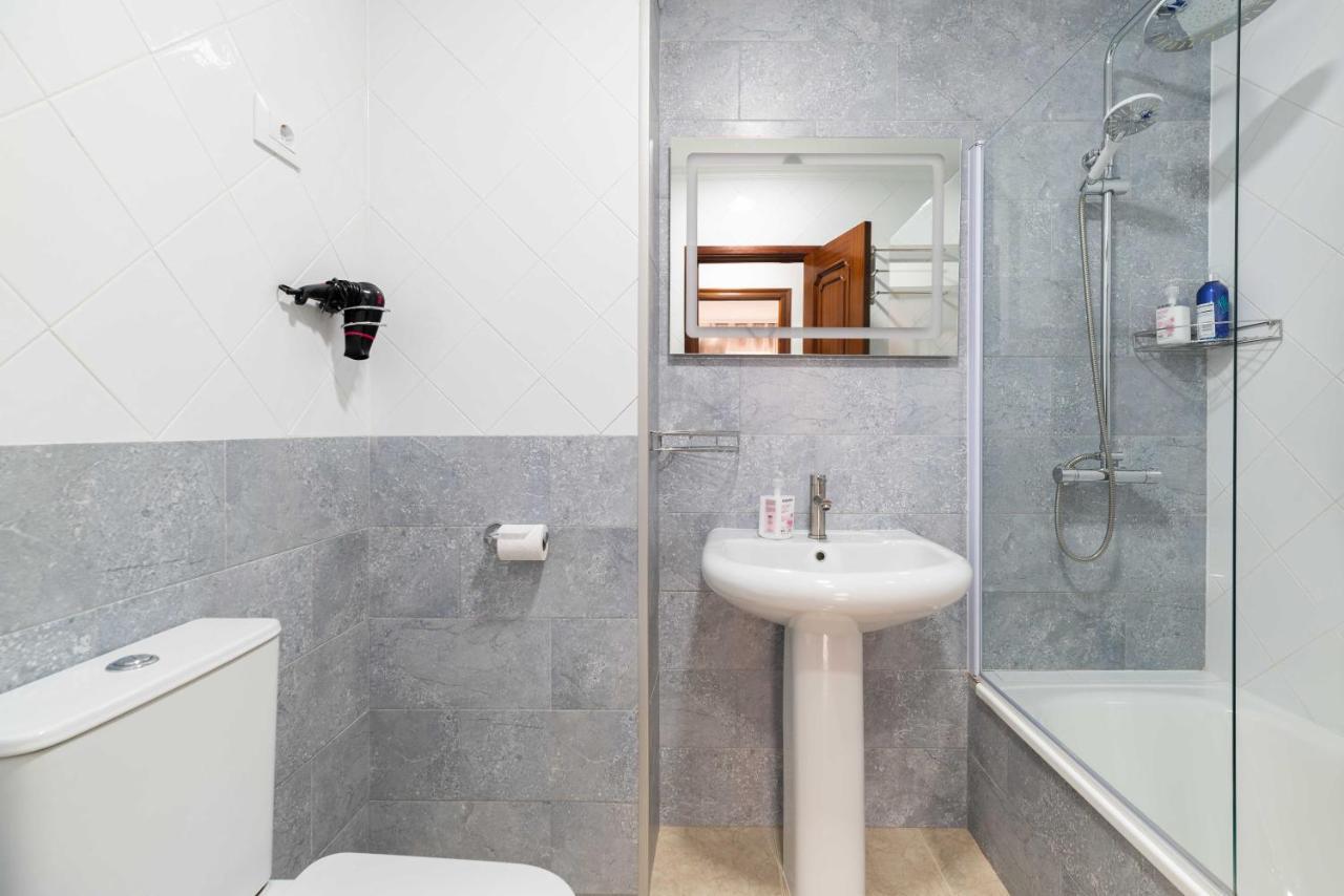 莫阿纳Apartamento Espacioso Cerca De La Playa Con Aire Acondicionado公寓 外观 照片