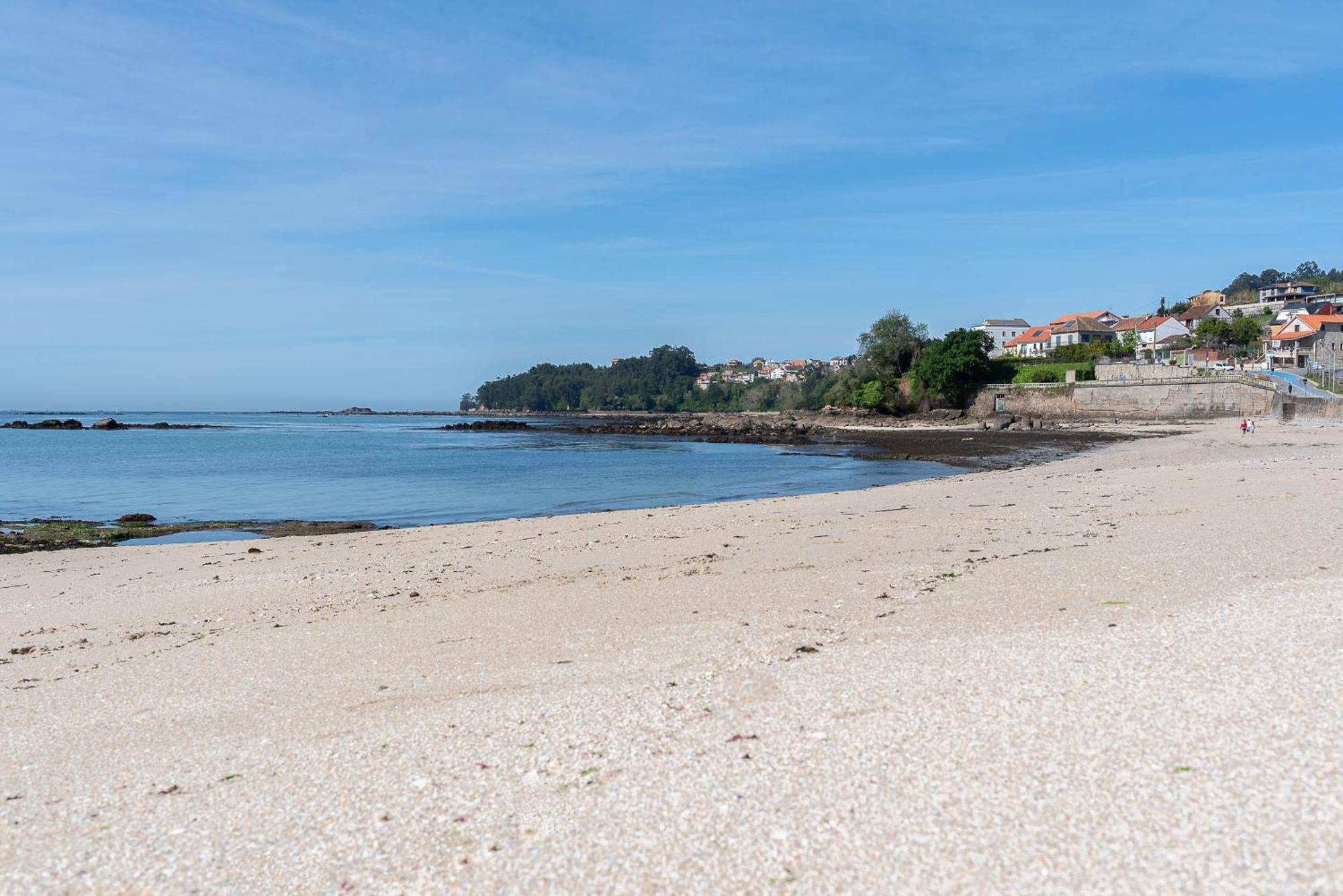 莫阿纳Apartamento Espacioso Cerca De La Playa Con Aire Acondicionado公寓 外观 照片