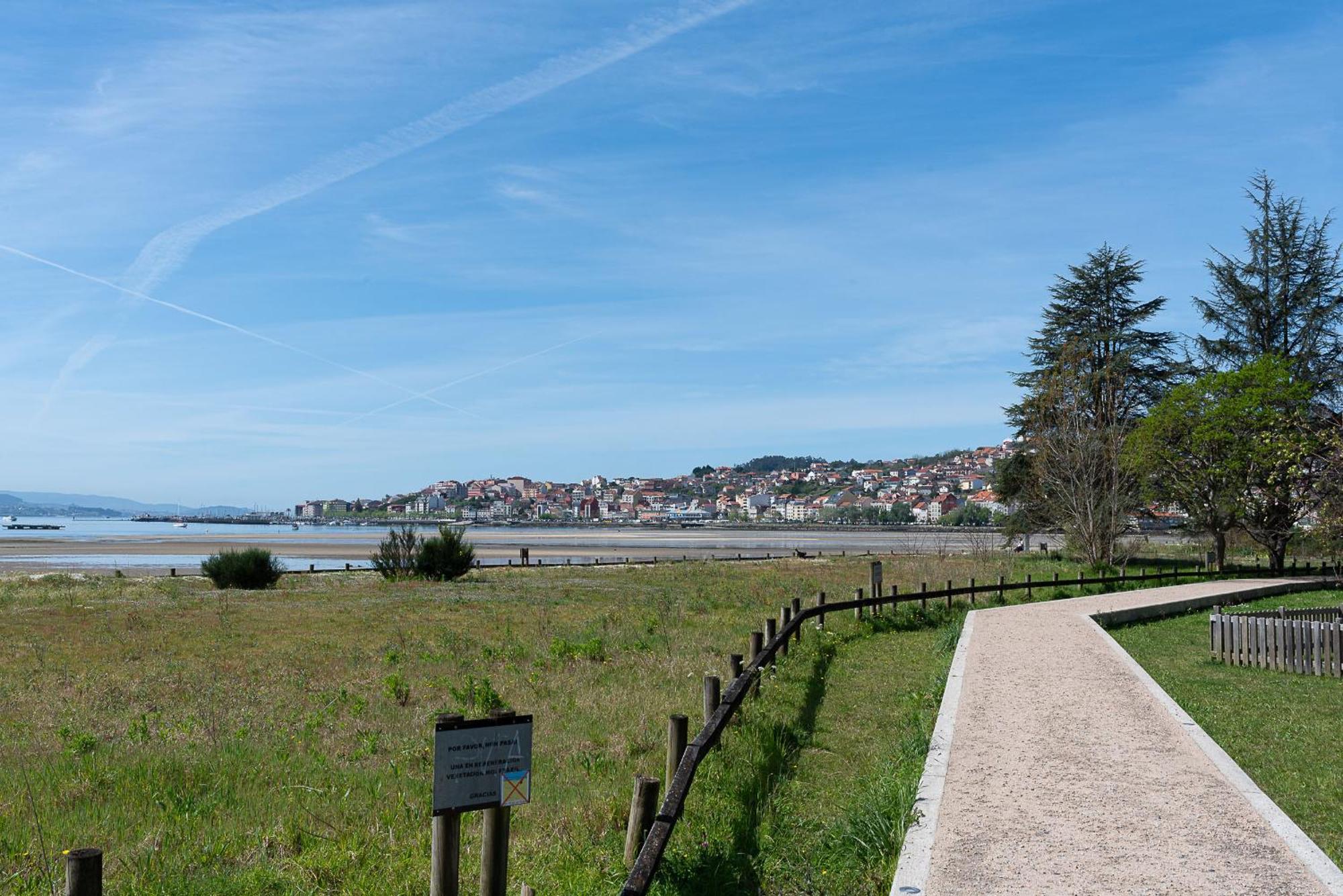 莫阿纳Apartamento Espacioso Cerca De La Playa Con Aire Acondicionado公寓 外观 照片